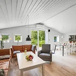 Danica - 500m From The Sea By Interhome Hébergement de vacances *